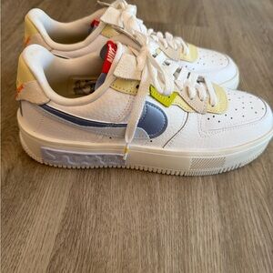 Nike Women's Sneakers White Blue Yellow